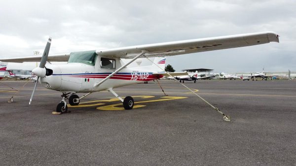 Cessna 150 de PRAAT, foto 1 de 4