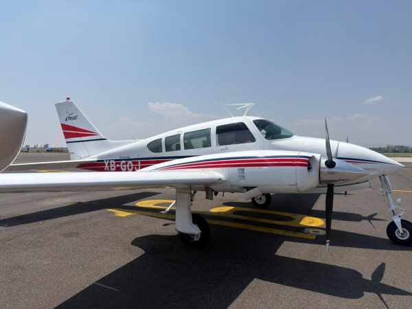 Cessna 320 de PRAAT, foto 3 de 4